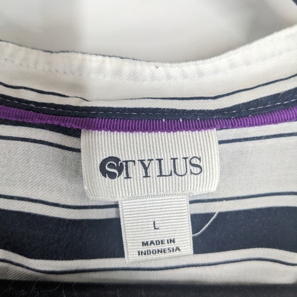STYLUS Short Sleeve Striped Button Down Top - Picture 4 of 6